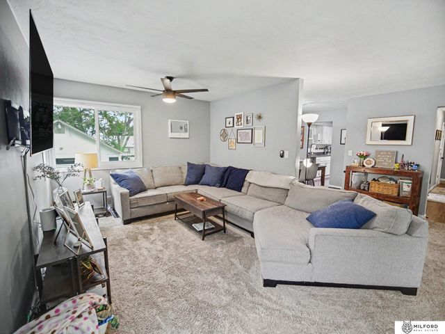 6132 Huntington Avenue, Lincoln, NE 68507