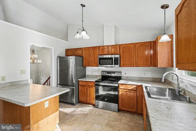 7200 CLOVERHILL RD, Spotsylvania, VA 22551