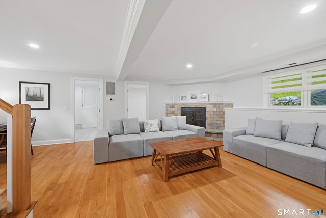 3 Bayberry Drive, Brookfield, CT 06804