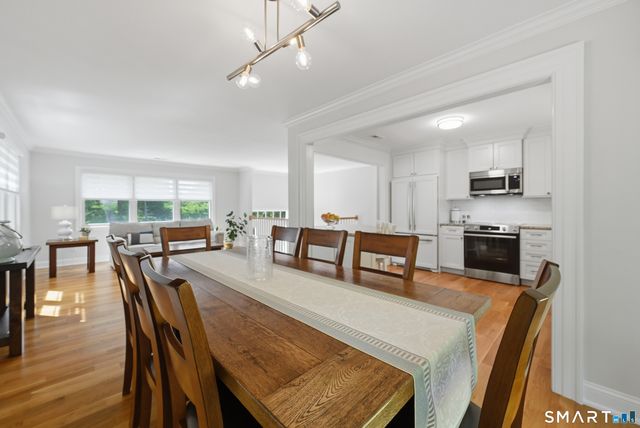 3 Bayberry Drive, Brookfield, CT 06804
