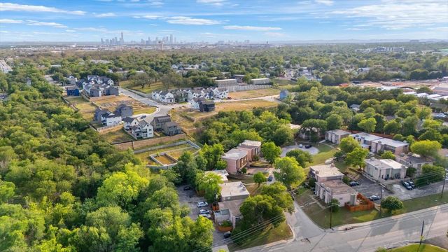 6413 Chimney Creek CIR A1, Austin, TX 78723