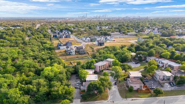 6413 Chimney Creek CIR A1, Austin, TX 78723