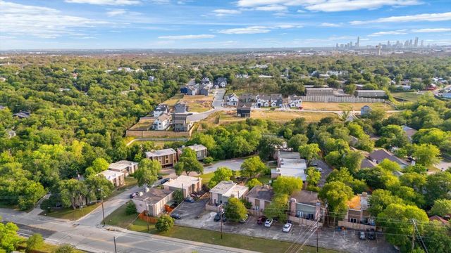 6413 Chimney Creek CIR A1, Austin, TX 78723
