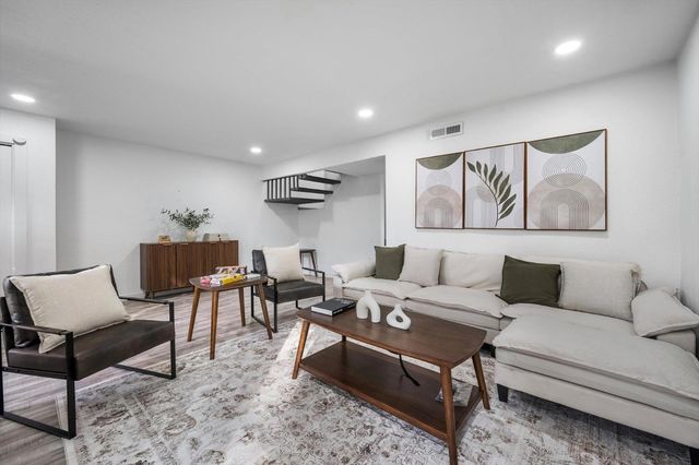 6413 Chimney Creek CIR A1, Austin, TX 78723