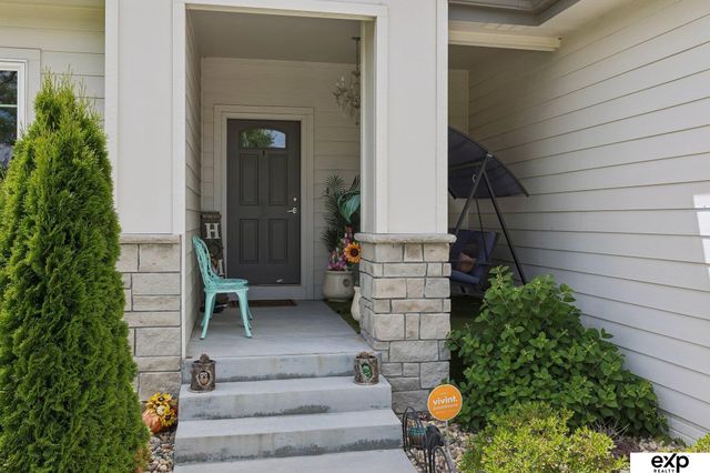 18501 Patrick Avenue, Elkhorn, NE 68022