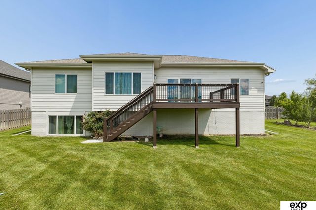 18501 Patrick Avenue, Elkhorn, NE 68022