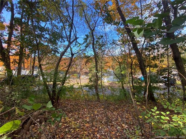93-95 Eastview Road, Plymouth, CT 06786