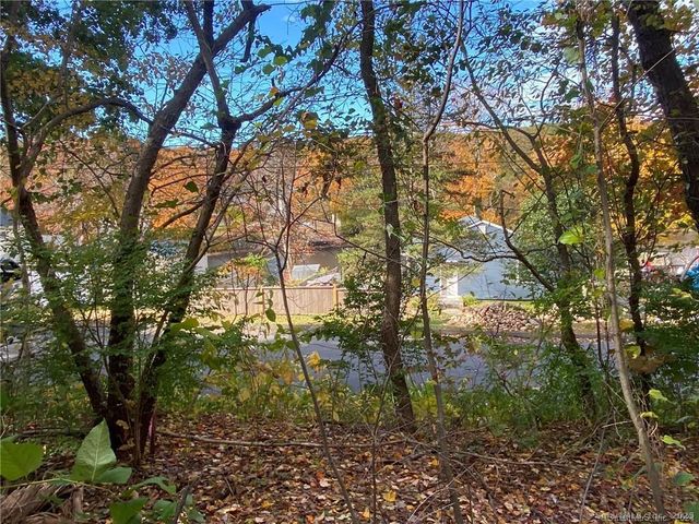 93-95 Eastview Road, Plymouth, CT 06786