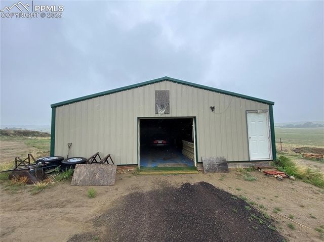 3915 S Meridian Road, Colorado Springs, CO 80929