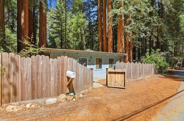 300 Teilh Drive, Boulder Creek, CA 95006