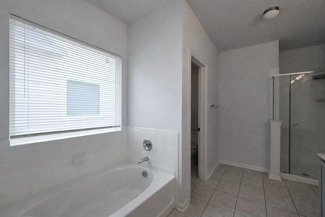 511 Pulitzer DR, Hutto, TX 78634