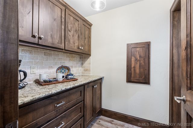 5440 Mainstay Drive, Kingston, OK 73439