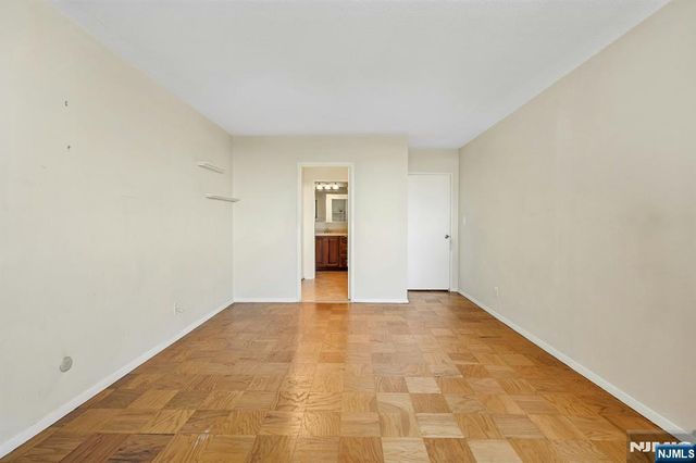 2150 Center Avenue 18A, Fort Lee, NJ 07024