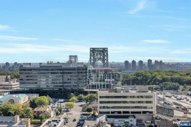 2150 Center Avenue 18A, Fort Lee, NJ 07024