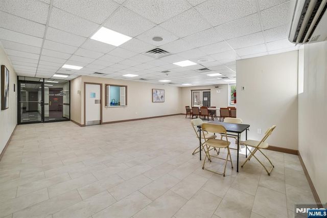 2150 Center Avenue 18A, Fort Lee, NJ 07024