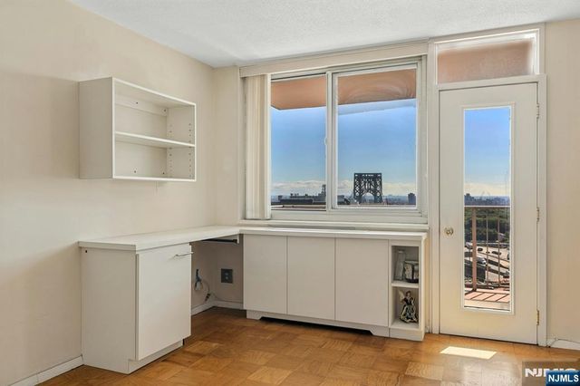 2150 Center Avenue 18A, Fort Lee, NJ 07024