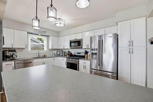 3867 Brookfield Drive, Hudsonville, MI 49426