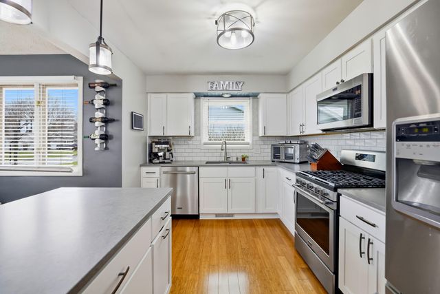 3867 Brookfield Drive, Hudsonville, MI 49426