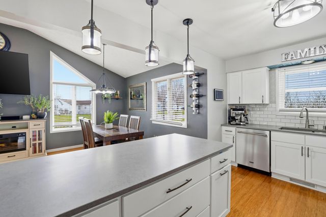 3867 Brookfield Drive, Hudsonville, MI 49426