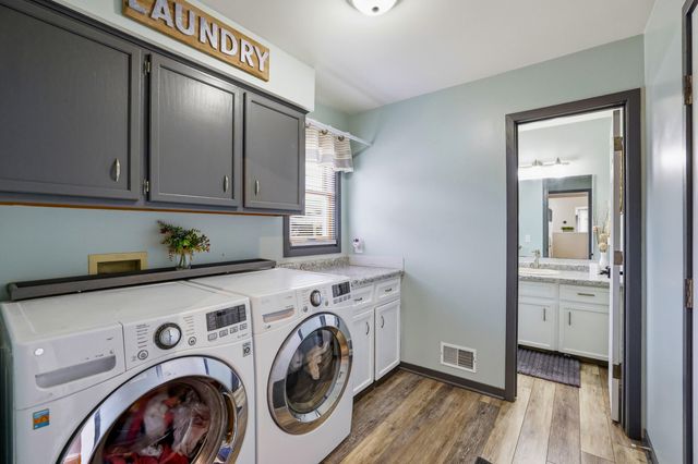 3867 Brookfield Drive, Hudsonville, MI 49426