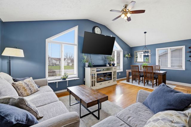 3867 Brookfield Drive, Hudsonville, MI 49426