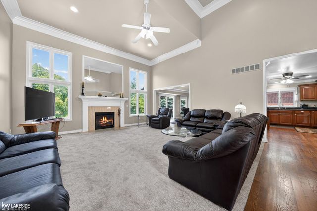 13337 Windham Drive, Washington Twp, MI 48094