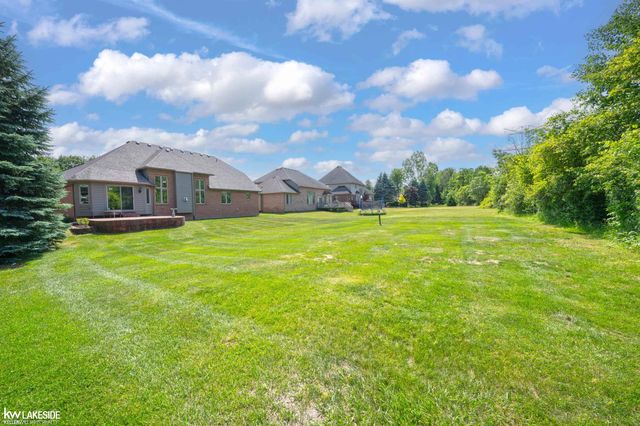 13337 Windham Drive, Washington Twp, MI 48094