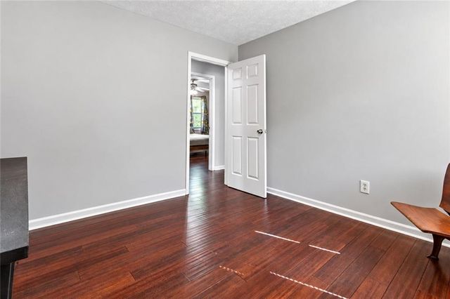 5792 Stonehaven Drive NW, Kennesaw, GA 30152
