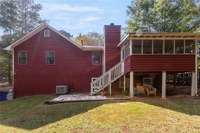 5792 Stonehaven Drive NW, Kennesaw, GA 30152