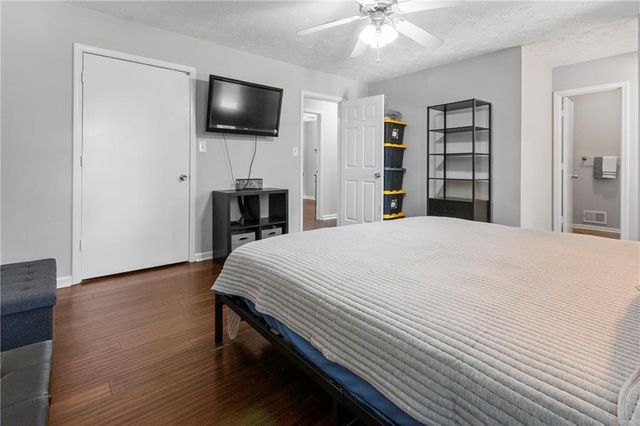 5792 Stonehaven Drive NW, Kennesaw, GA 30152