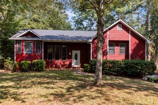 5792 Stonehaven Drive NW, Kennesaw, GA 30152
