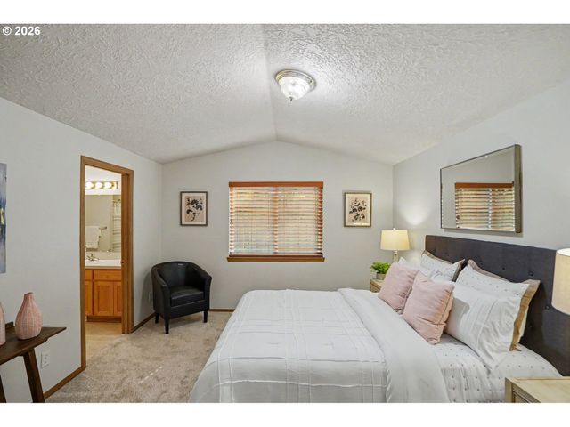 1241 ANNA Ln, Salem, OR 97306
