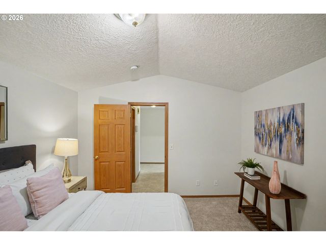 1241 ANNA Ln, Salem, OR 97306