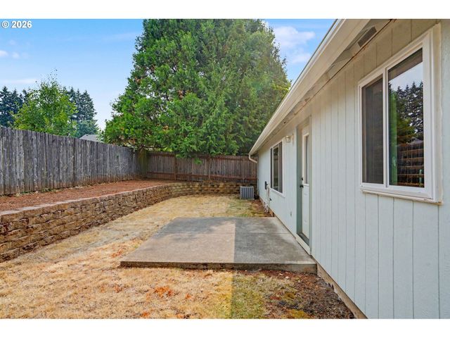 1241 ANNA Ln, Salem, OR 97306