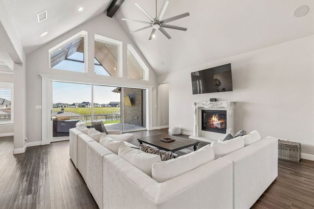 5925 Thurmond Sail Court, Fort Worth, TX 76179