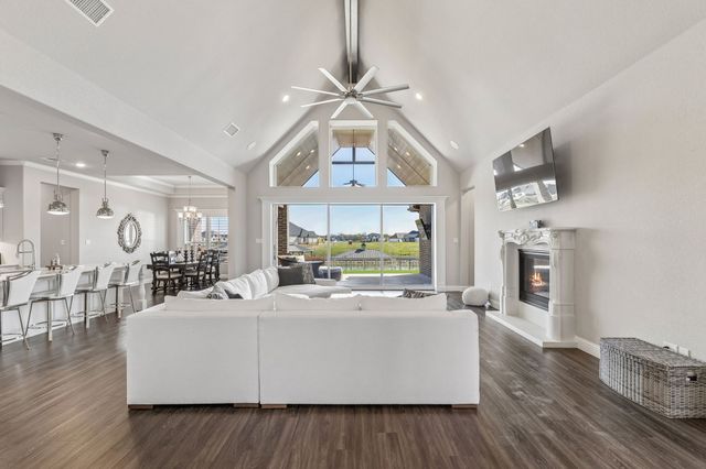 5925 Thurmond Sail Court, Fort Worth, TX 76179