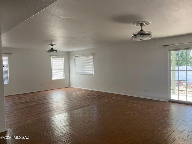 5028 W Hurston Drive, Tucson, AZ 85742