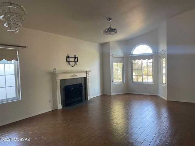 5028 W Hurston Drive, Tucson, AZ 85742