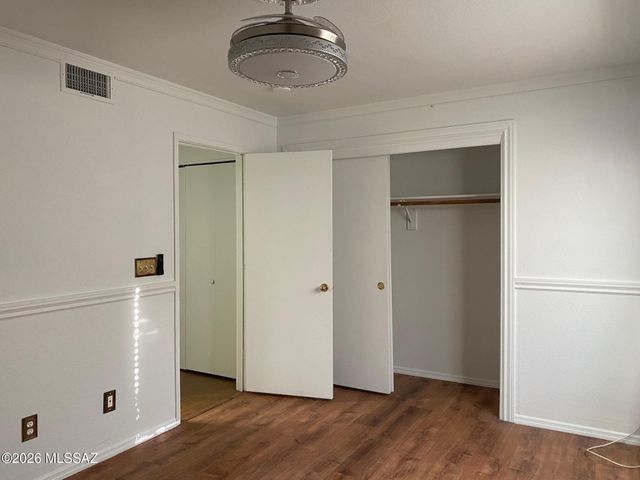 5028 W Hurston Drive, Tucson, AZ 85742