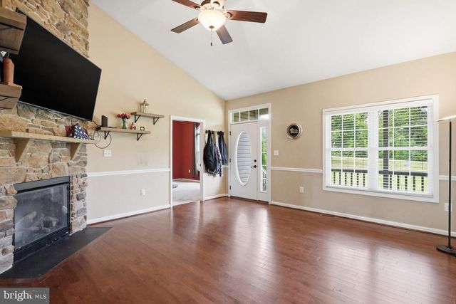 737 LOWER VALLEY RD, Strasburg, VA 22657