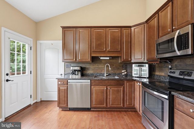 737 LOWER VALLEY RD, Strasburg, VA 22657