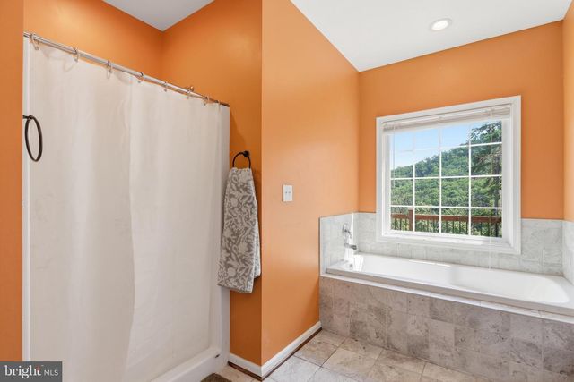 737 LOWER VALLEY RD, Strasburg, VA 22657