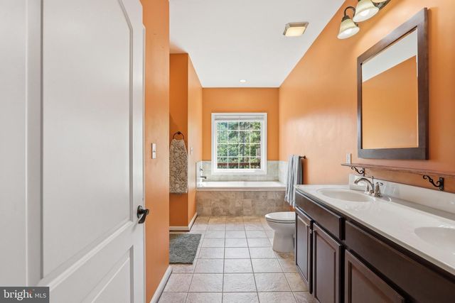 737 LOWER VALLEY RD, Strasburg, VA 22657
