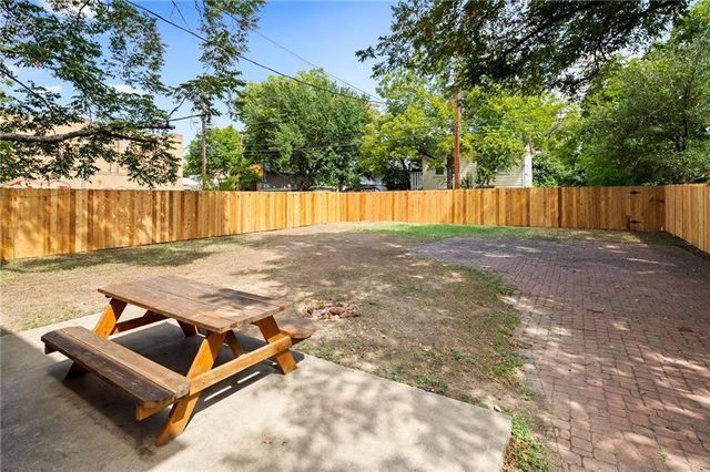 506 W 35th ST, Austin, TX 78705