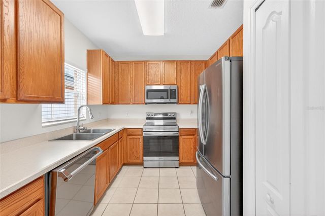 216 DEEPCOVE ROAD, Winter Garden, FL 34787