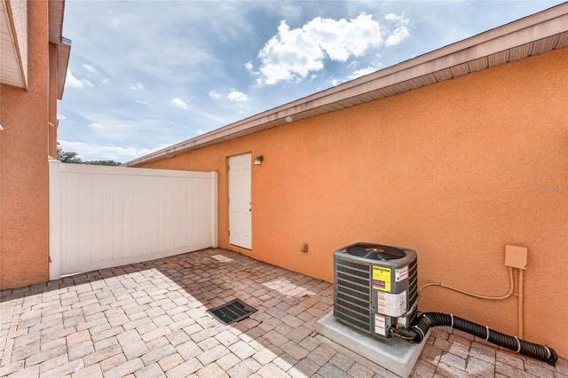 216 DEEPCOVE ROAD, Winter Garden, FL 34787