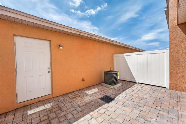 216 DEEPCOVE ROAD, Winter Garden, FL 34787