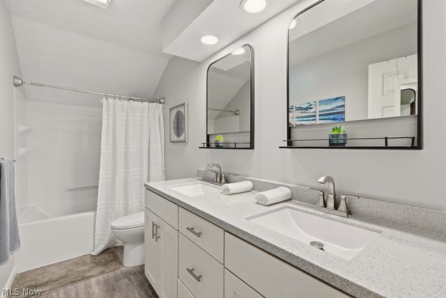 7308 Arborwood Drive, Hudson, OH 44236