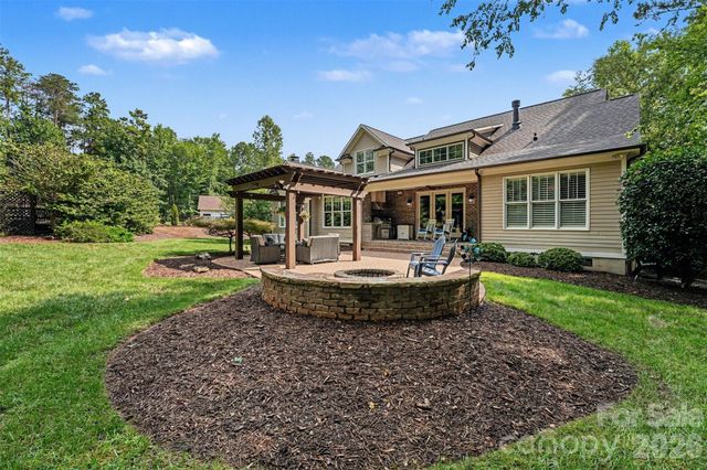 120 Silver Lake Trail, Mooresville, NC 28117