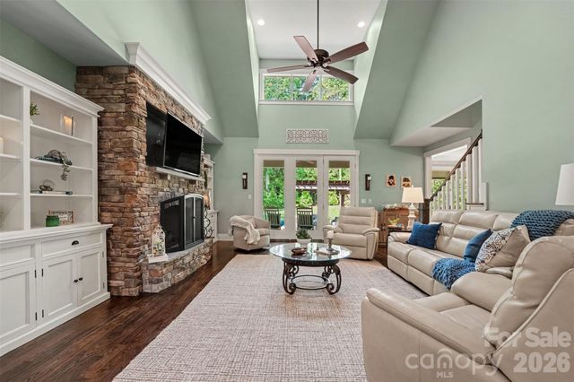 120 Silver Lake Trail, Mooresville, NC 28117